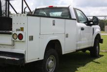 Unit #60 2019 Ford F-250, 6.2 R-cab, Service bed